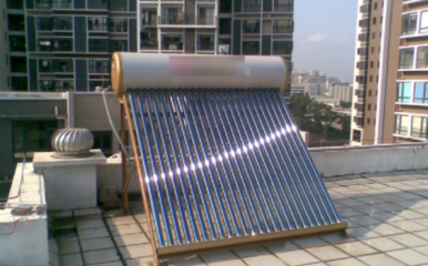 太阳能热水器怎么清洗里面的水垢